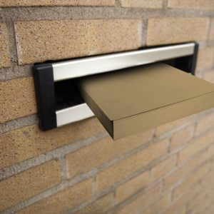 Raadhuis RD-352003-25 Brievenbusdoos 180x115x28mm Krimp 25 Stuks Golfkarton Bruin