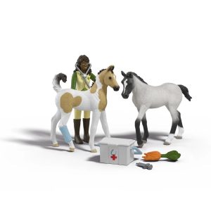 Schleich Horse Club Sarah's EHBO Set